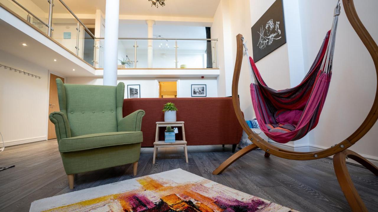 Stunning Mezzanine Apartment Near City Centre Cardiff Dış mekan fotoğraf