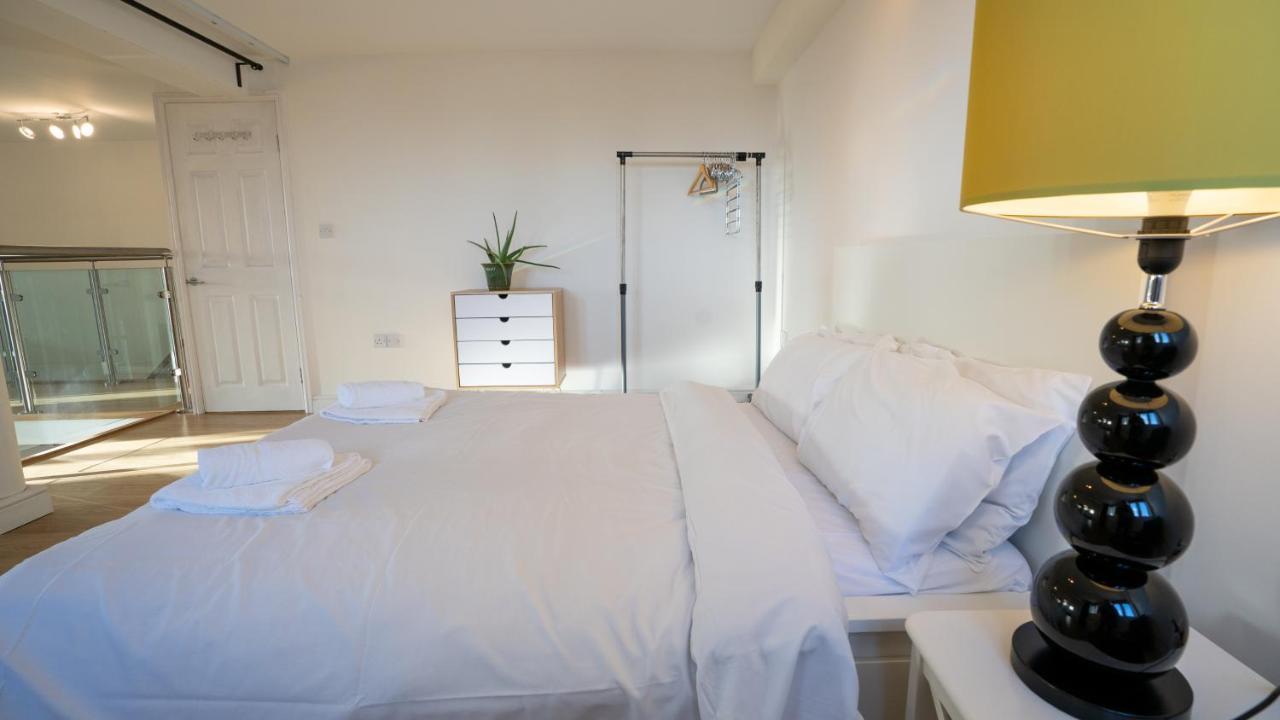 Stunning Mezzanine Apartment Near City Centre Cardiff Dış mekan fotoğraf