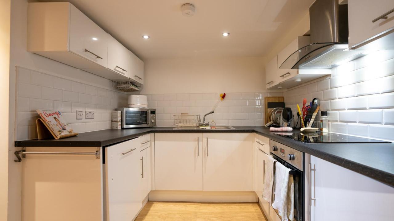 Stunning Mezzanine Apartment Near City Centre Cardiff Dış mekan fotoğraf